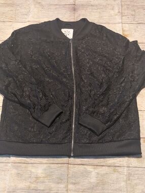 Isaac Mizrahi Live Women's Black Lace Bomber Jacket Size L